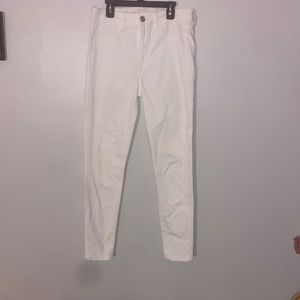 White American Eagle High Waisted Skinny Jeans